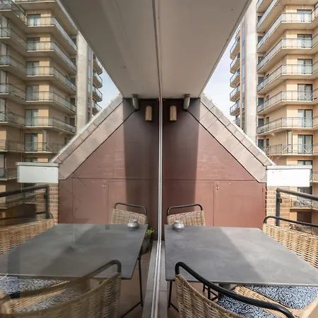 Searise With Lateral Sea View & Parking By Interhome Apartamento Blankenberge